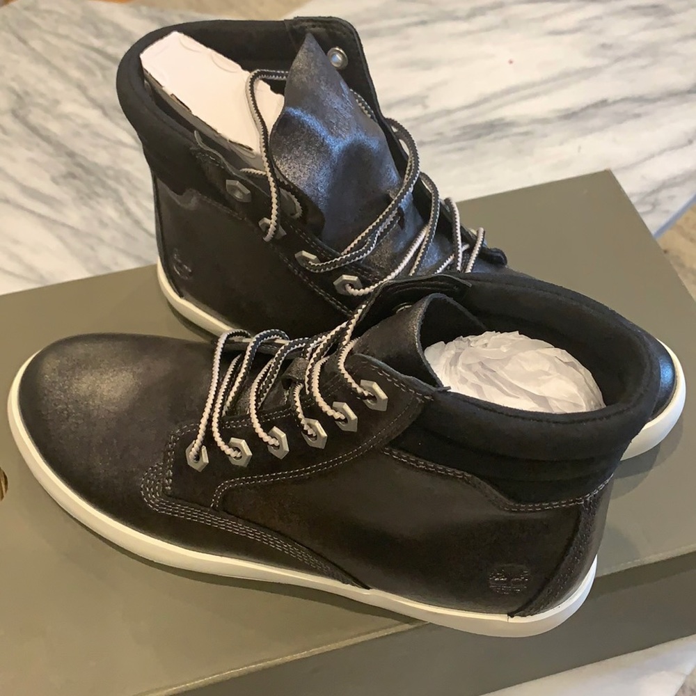 Timberland Dausette Sneaker Boot Black Metalic sz 8 NWT